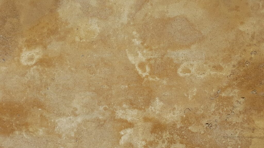 Zo haal je vetvlekken moeiteloos uit je kleding